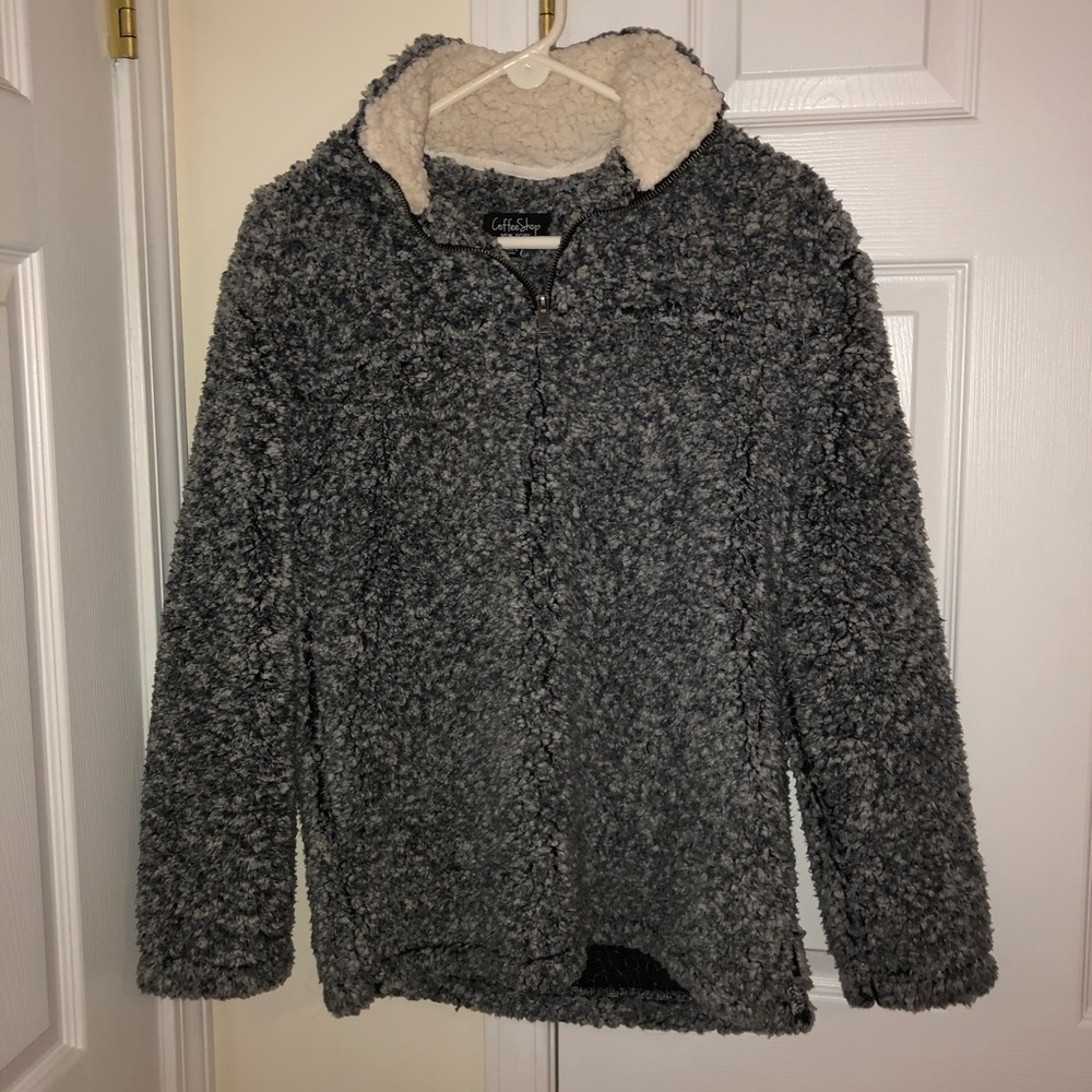 Fuzzy Sherpa pullover jacket